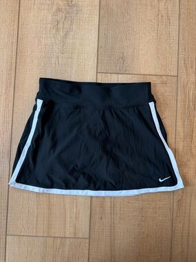 Nike Black Tennis Skirt with built in spandex used condition size xs